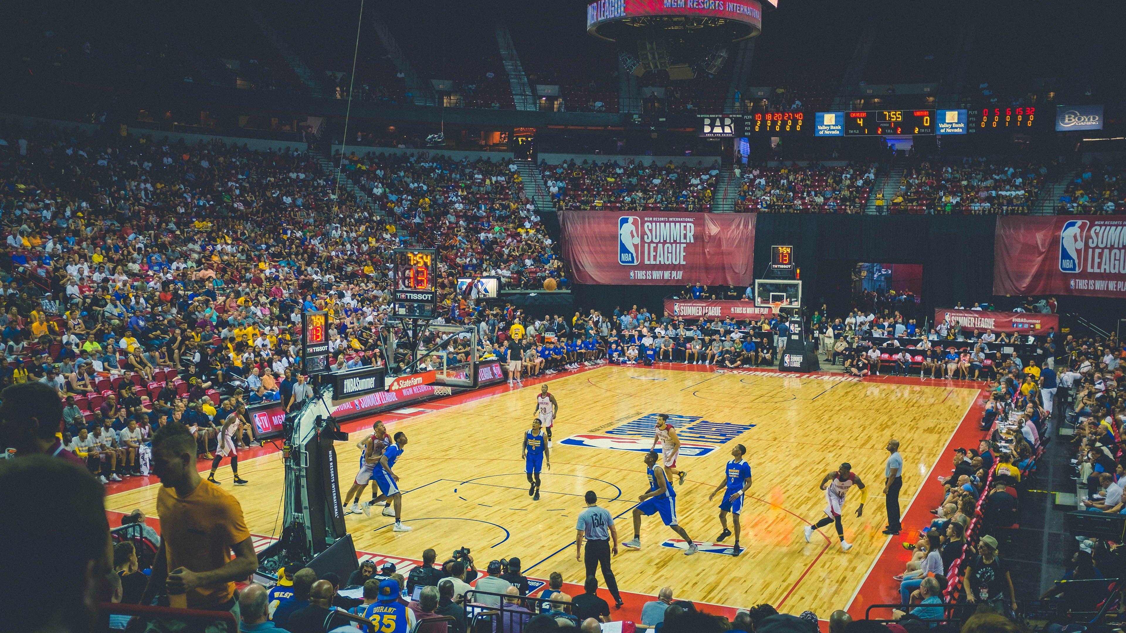 英雄联盟全球总决赛震撼落幕,新王登基引爆电竞热潮