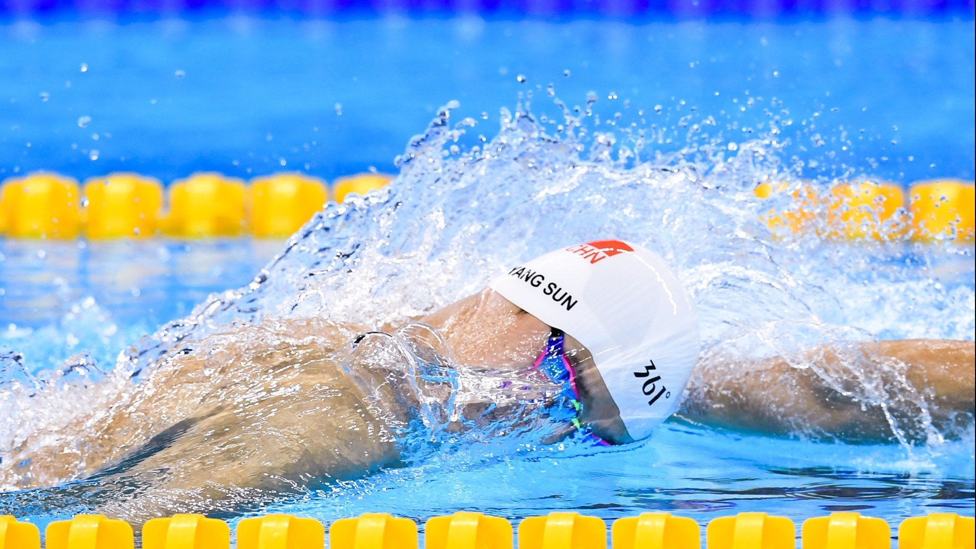 亚冠联赛，东亚区半决赛激战正酣，中超豪门客场憾负