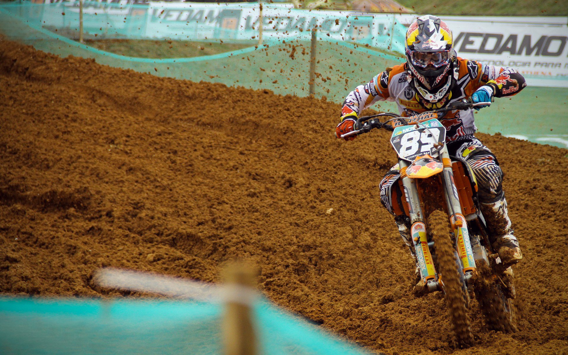 雪橇世界杯激战正酣,德国选手再创赛道纪录